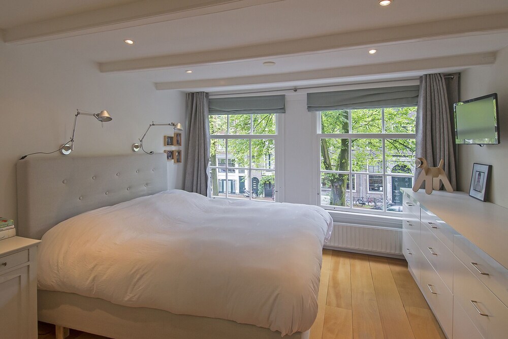 Beautiful Family Canal Home, In Sought After Jordaan Neighbourhood Of