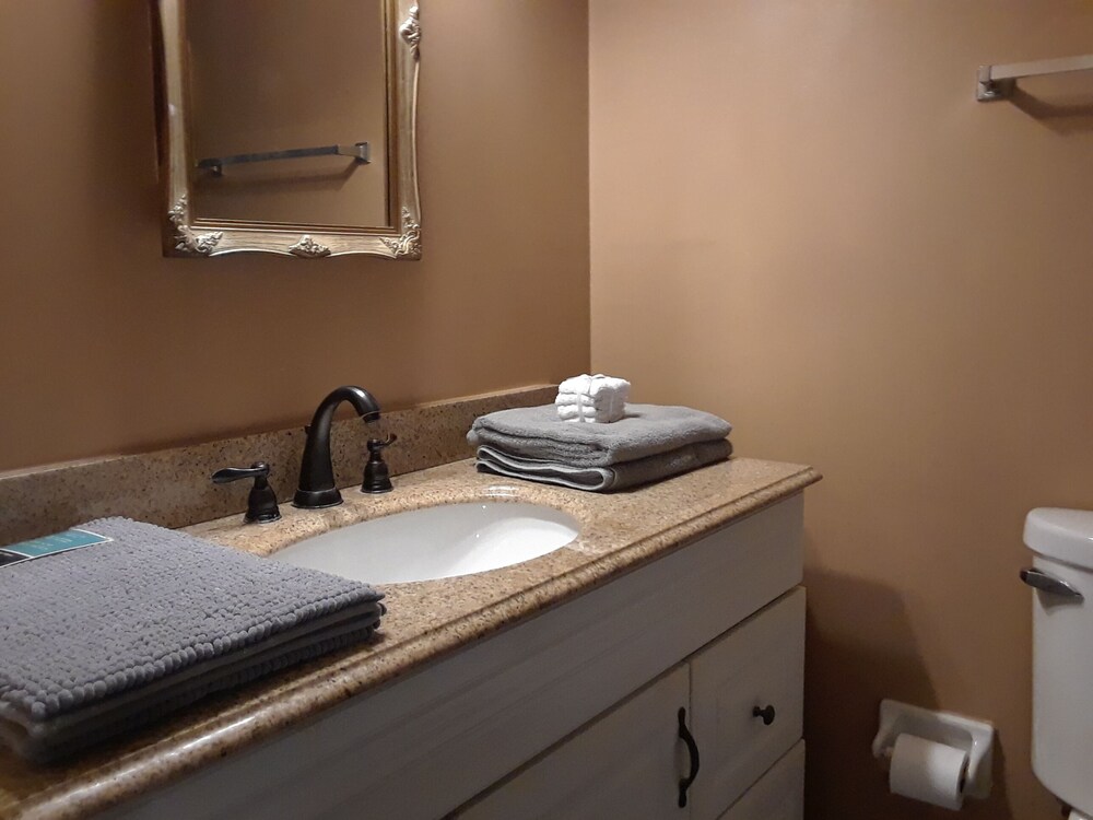 A woodsy suburban gem near Asheville NC   