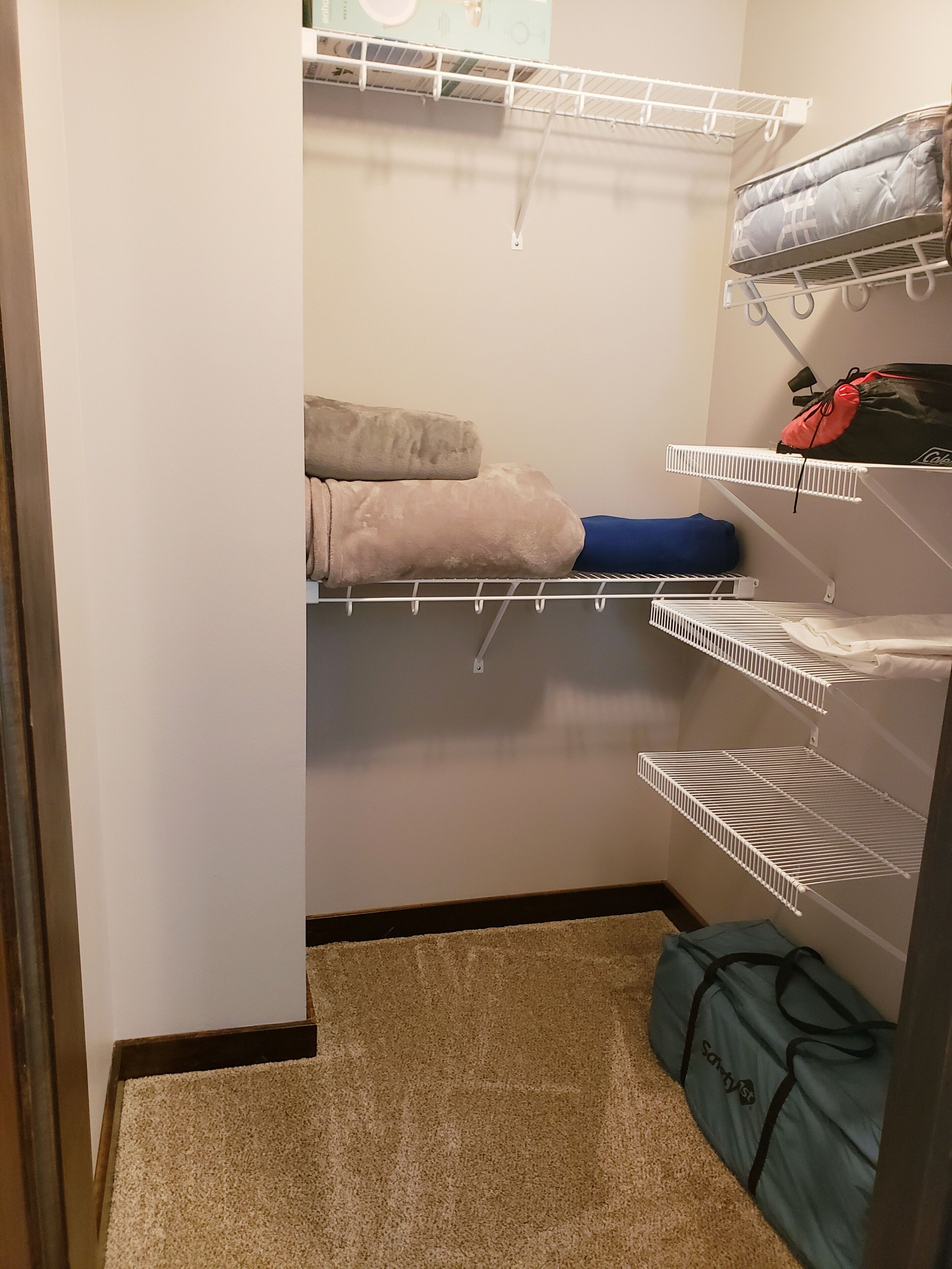 Beautiful New Cabin at Bridges Bay Resort Cabin #245 in Spirit Lake, United States