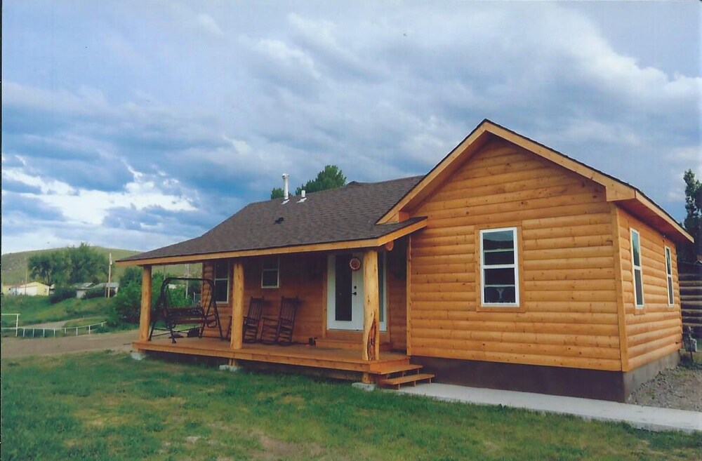 Cody Wy 30 minute drive Meeteetse Vrbo