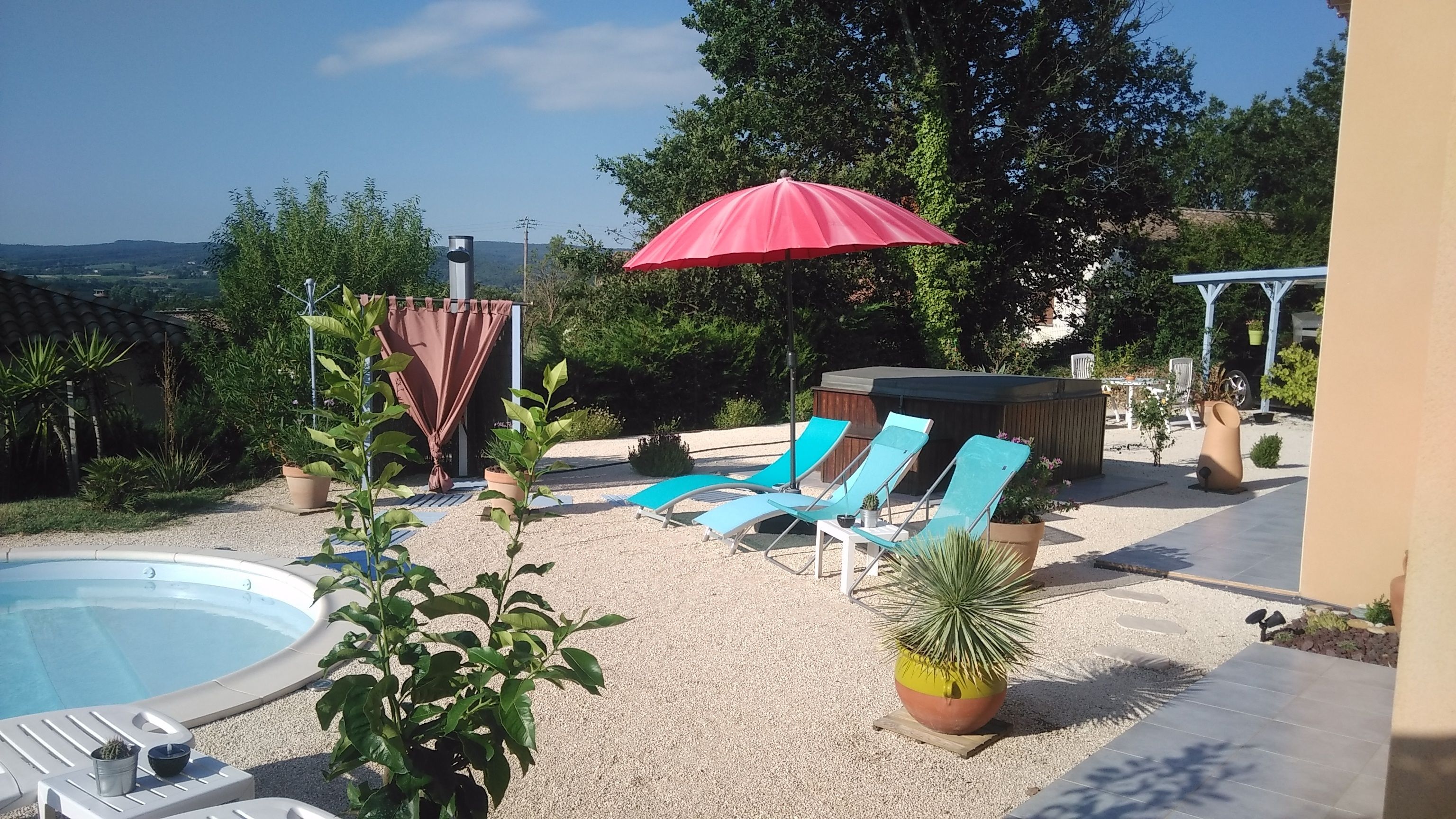 Chambre d'hôtes Les Oliviers in Saint Martin DArdeche, France