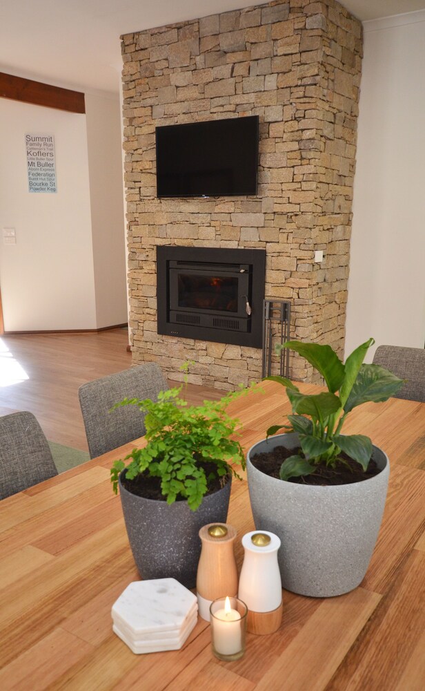 Mountain Range Retreat