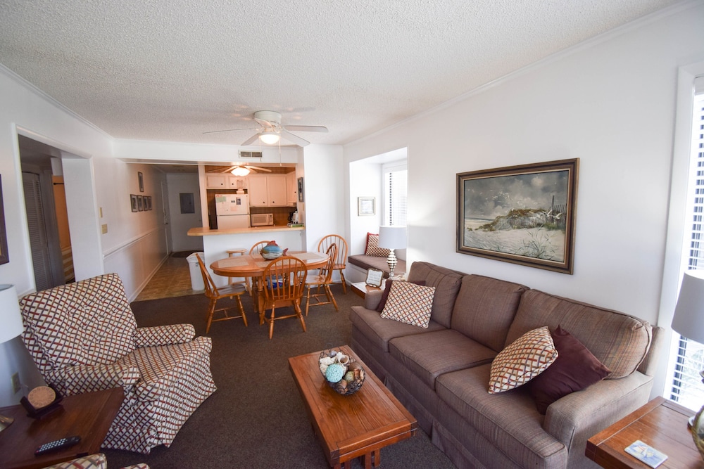 Tilghman Beach and Racquet Club Unit: 166! Across the street from the beach!