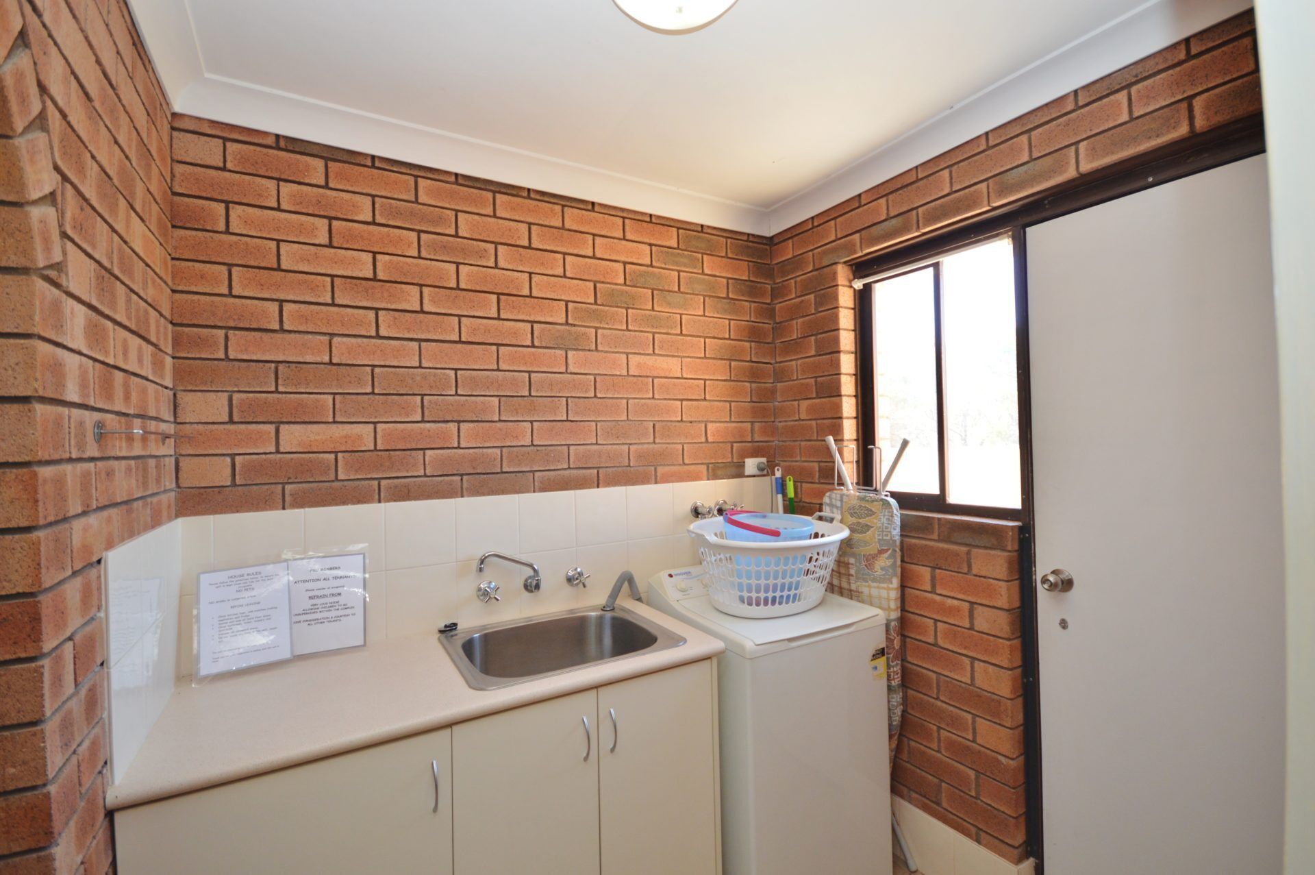 Chick Court Unit 18 - Kalbarri, WA