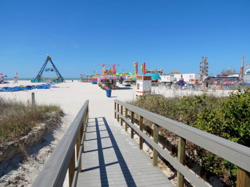 Cozy Condo on Sunset Beach #24 Harbor House