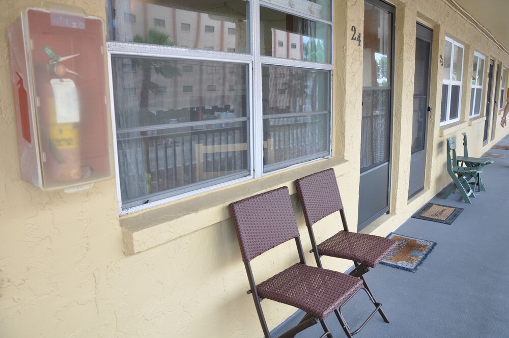 Cozy Condo on Sunset Beach #24 Harbor House