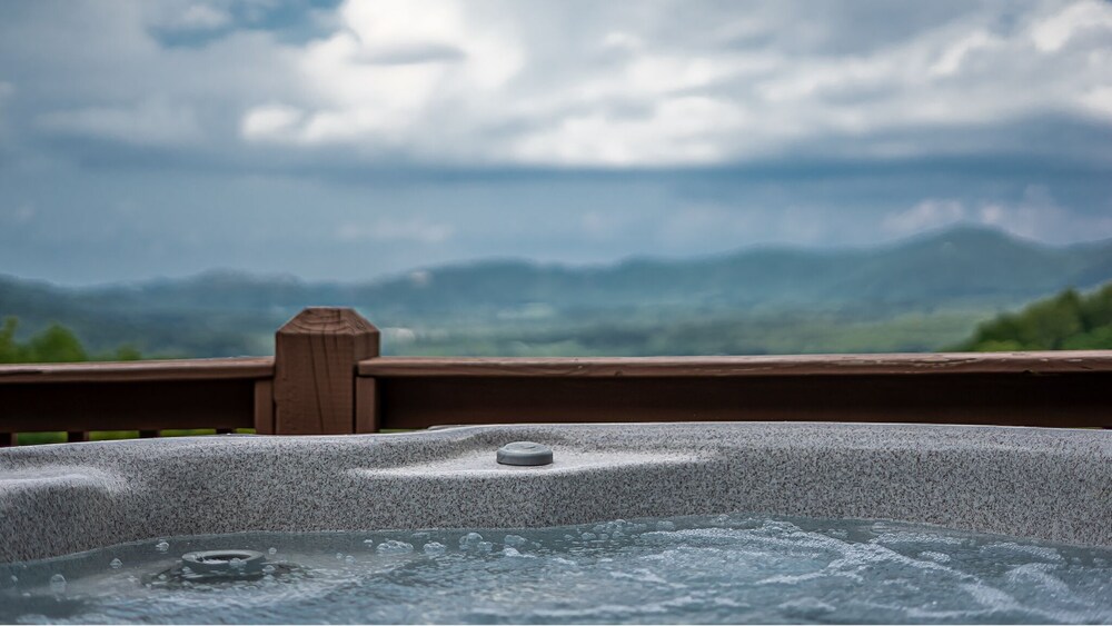 Large Luxury Pigeon Forge Tn Cabin Amazing Views In Gatlinburg