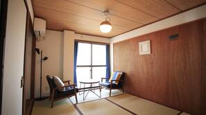 Blackout drapes, free WiFi, linens