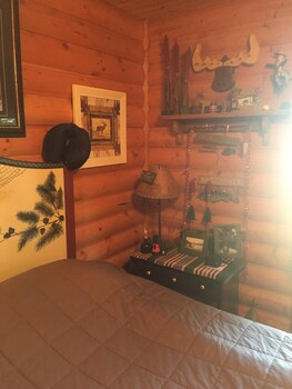 Glaser S Lake Cottage Private Home On Lac Vieux Desert