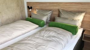 1 Schlafzimmer, Allergikerbettwaren, Zimmersafe, Schreibtisch