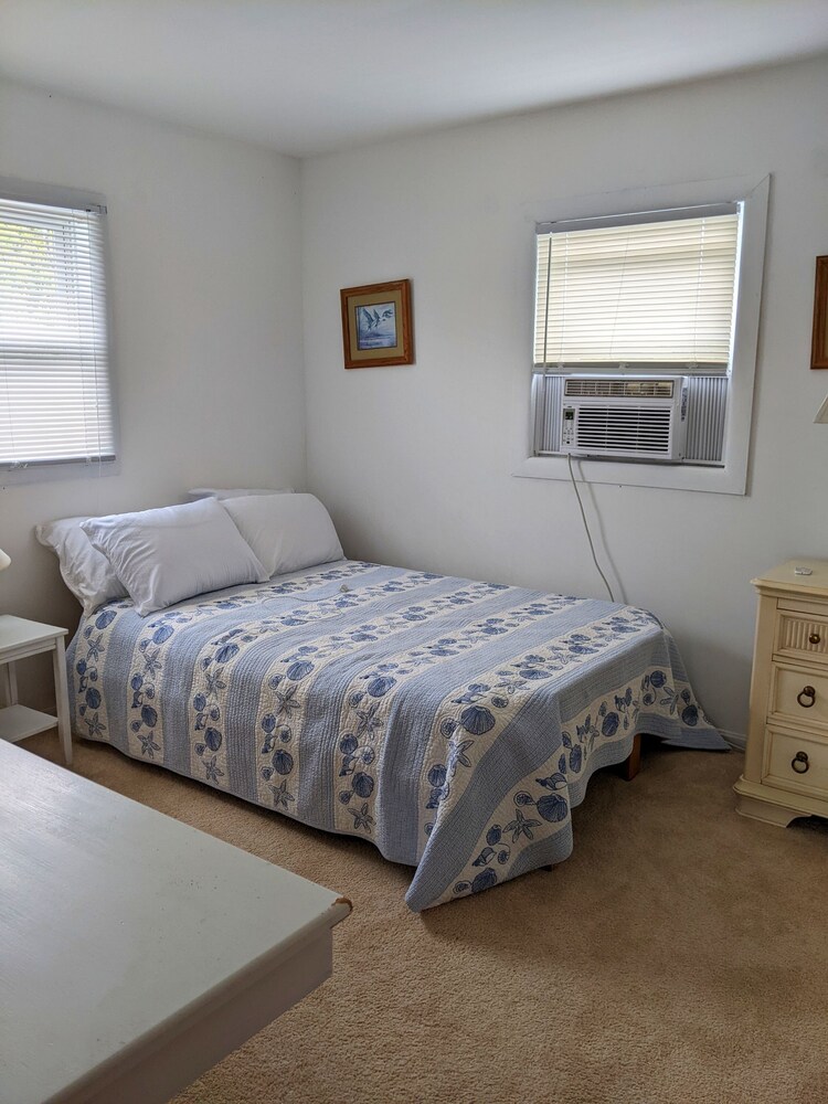 Bayfront cottage directly on the beach Broadkill Beach Vrbo