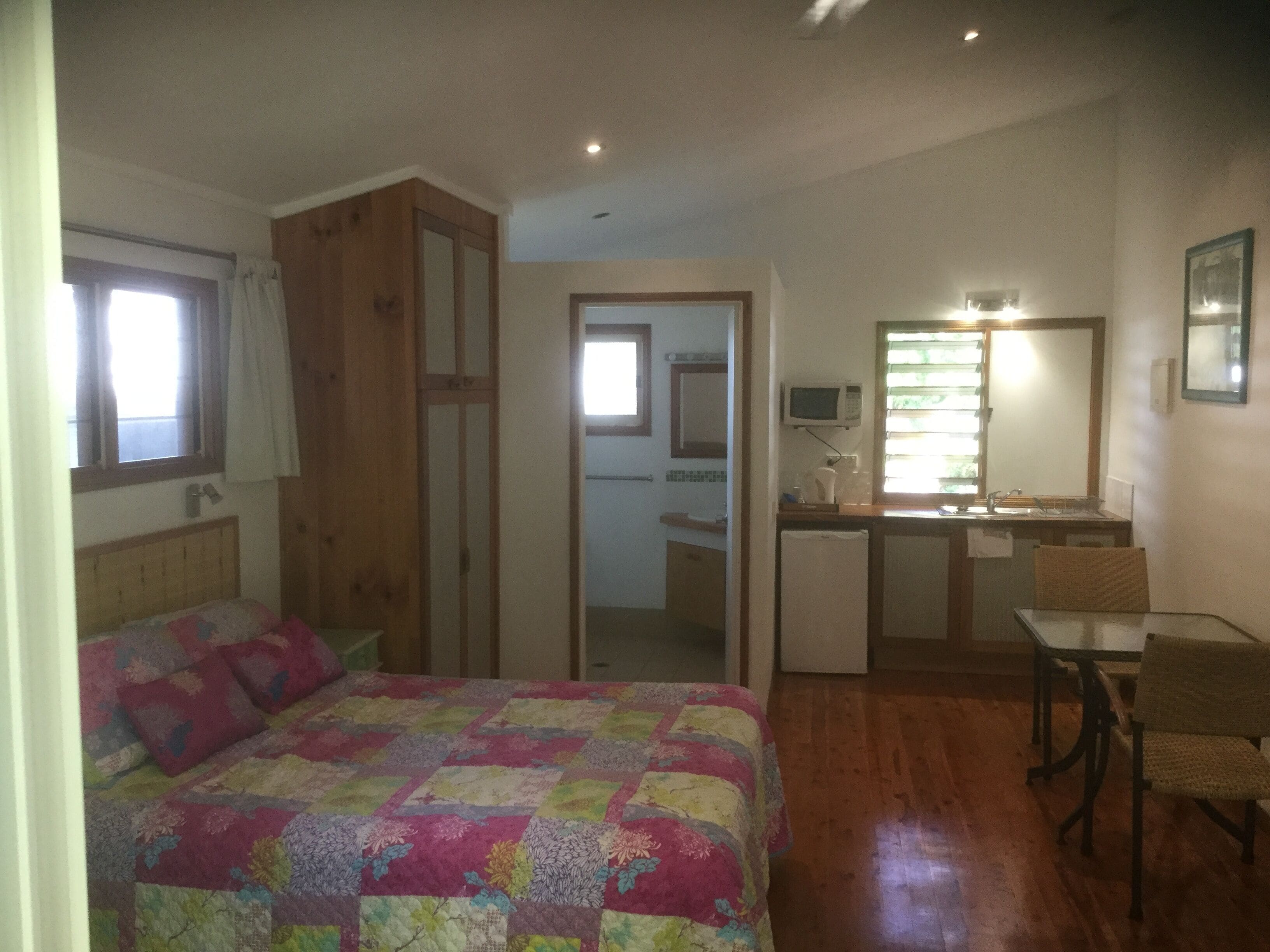 Tranquil Bush Setting