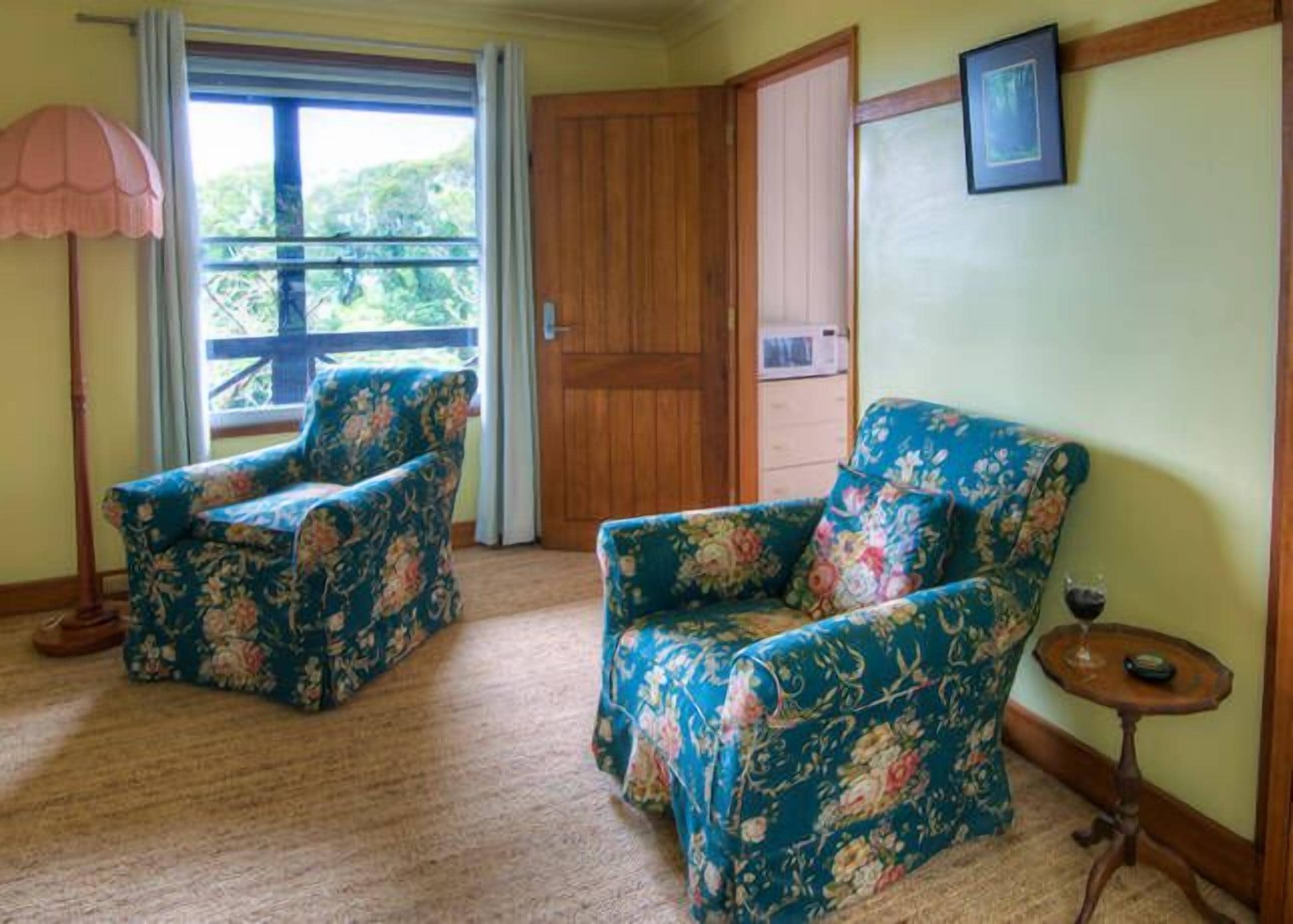 Mount Christopherson Retreat - Avalon Apartment