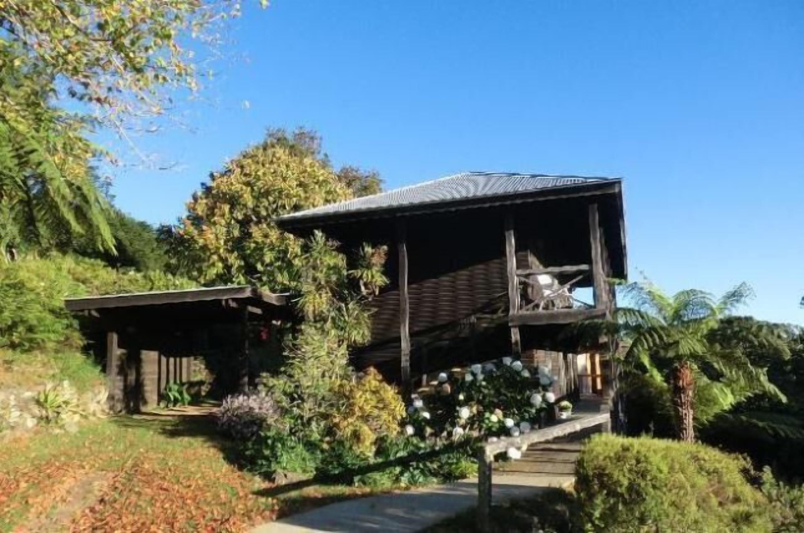 Mount Christopherson Retreat - Avalon Apartment