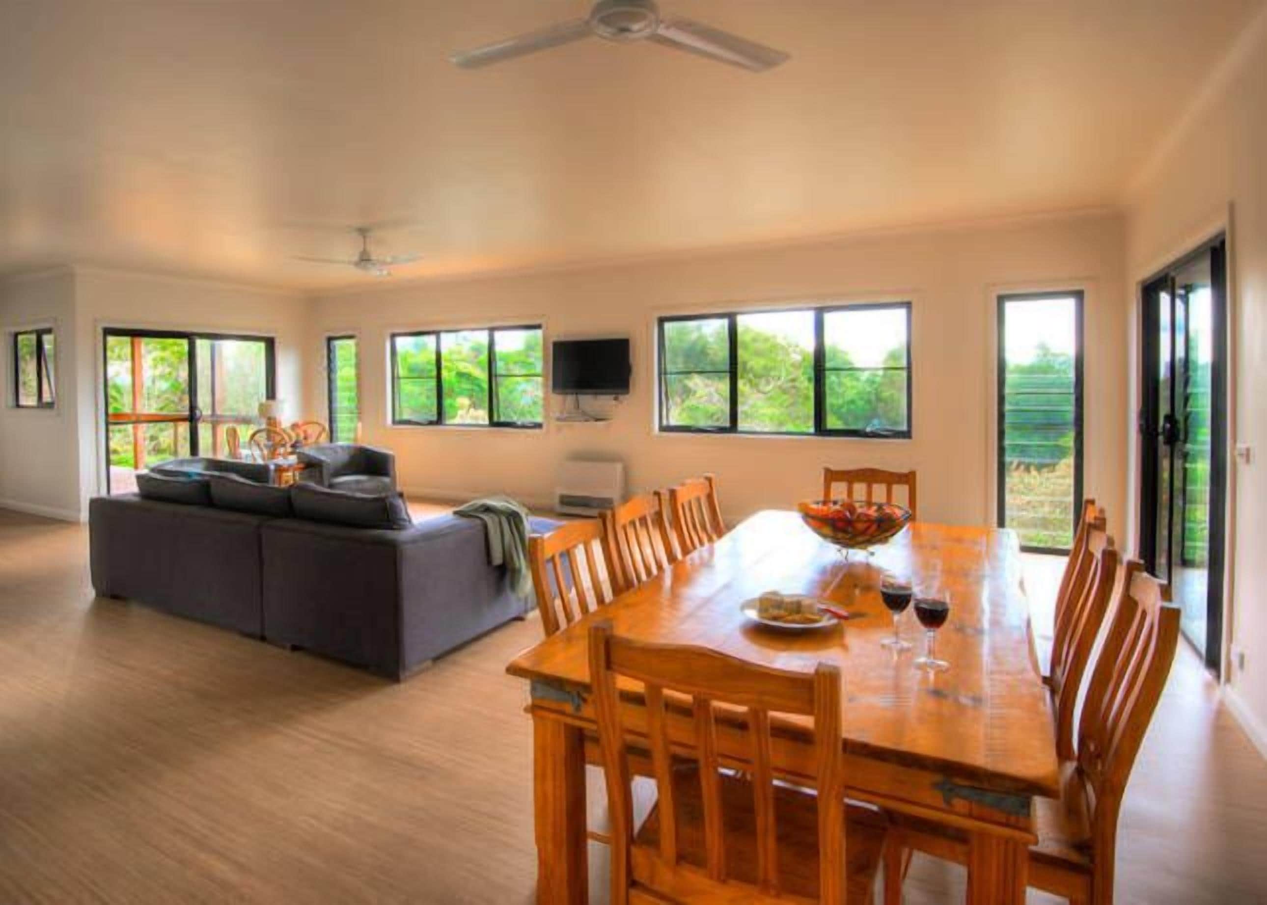 Mount Christopherson Retreat - Avalon Apartment