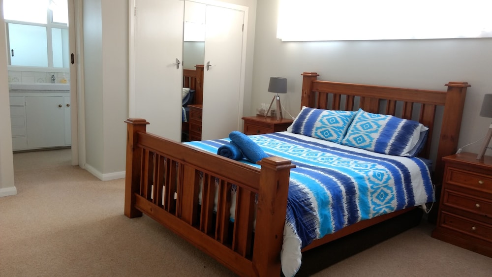 Ultimate beachfront beach house Turners Beach Stayz