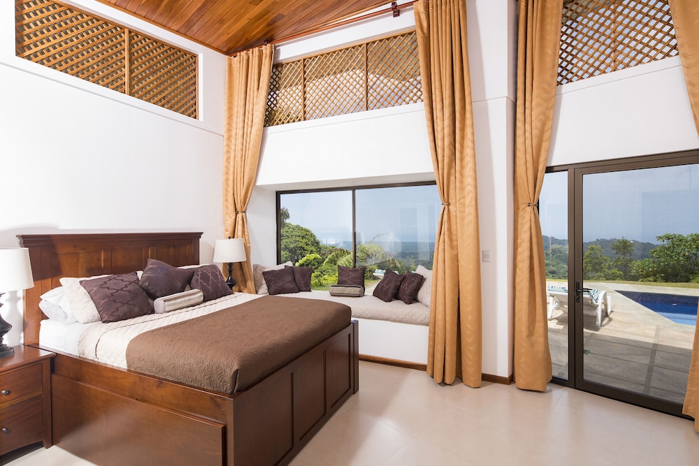 Room, Brand new house in the jungle overlooking the pacific ocean