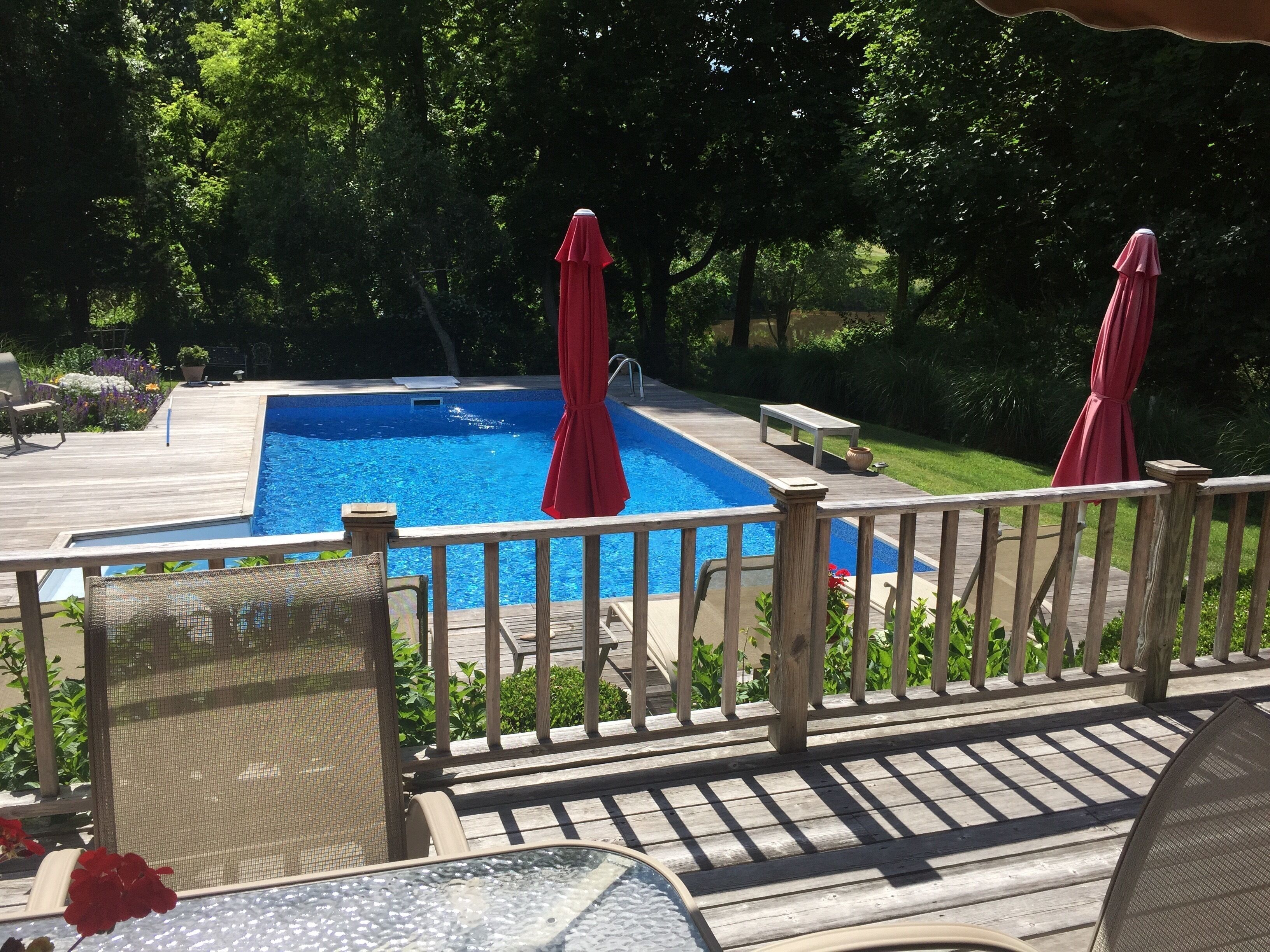 Relax By The Pool, Or Walk To The Beach And Restaurants in Shelter Island Heights, United States
