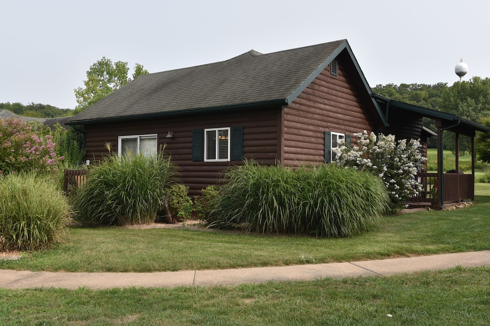 Inside The Premier Old Kinderhook Golf Resort Pet Friendly And