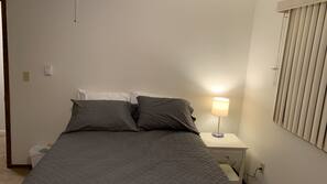 2 bedrooms, iron/ironing board, WiFi, linens