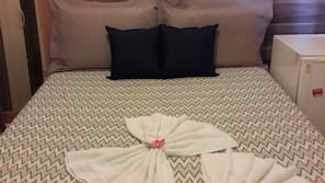 Ferros/tábuas de passar roupa, Wi-Fi de cortesia, roupa de cama