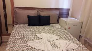 Ferros/tábuas de passar roupa, Wi-Fi de cortesia, roupa de cama