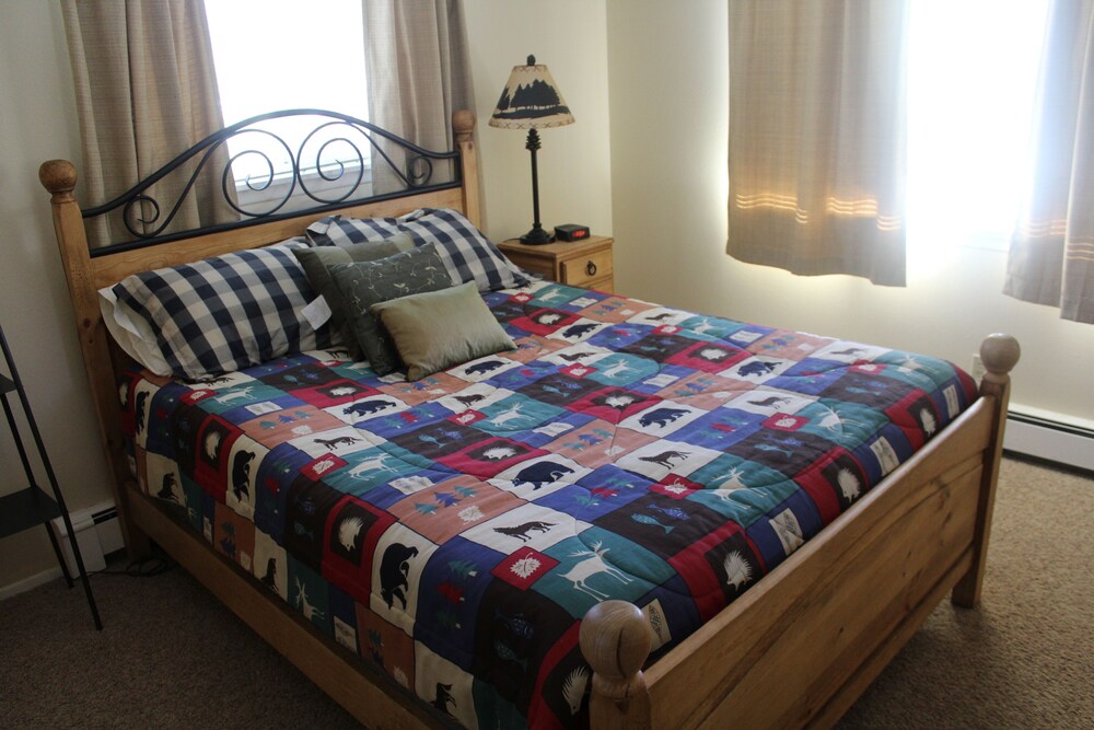 Winter Park 2 bdrm, Beautifully Updated, Walk2town, Summer Getaway!