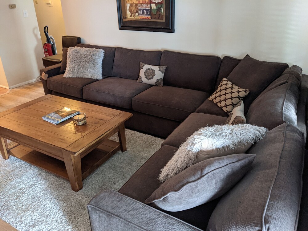 Winter Park 2 bdrm, Beautifully Updated, Walk2town, Summer Getaway!