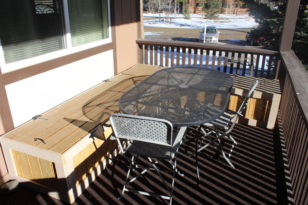 Winter Park 2 bdrm, Beautifully Updated, Walk2town, Summer Getaway!