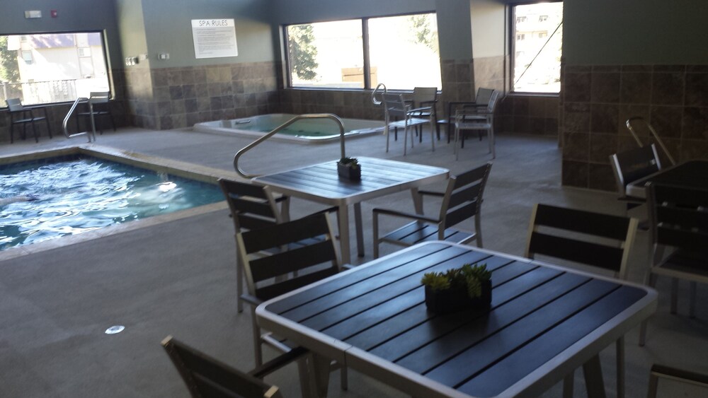 Winter Park 2 bdrm, Beautifully Updated, Walk2town, Summer Getaway!