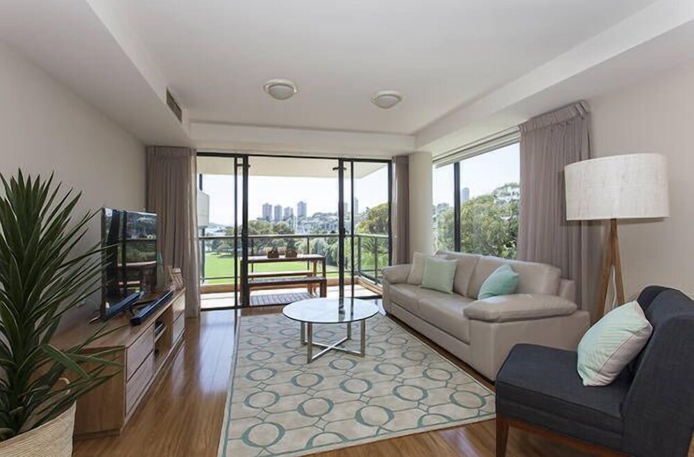 Modern Resort Style Living In Sydney Hotel Rates Reviews