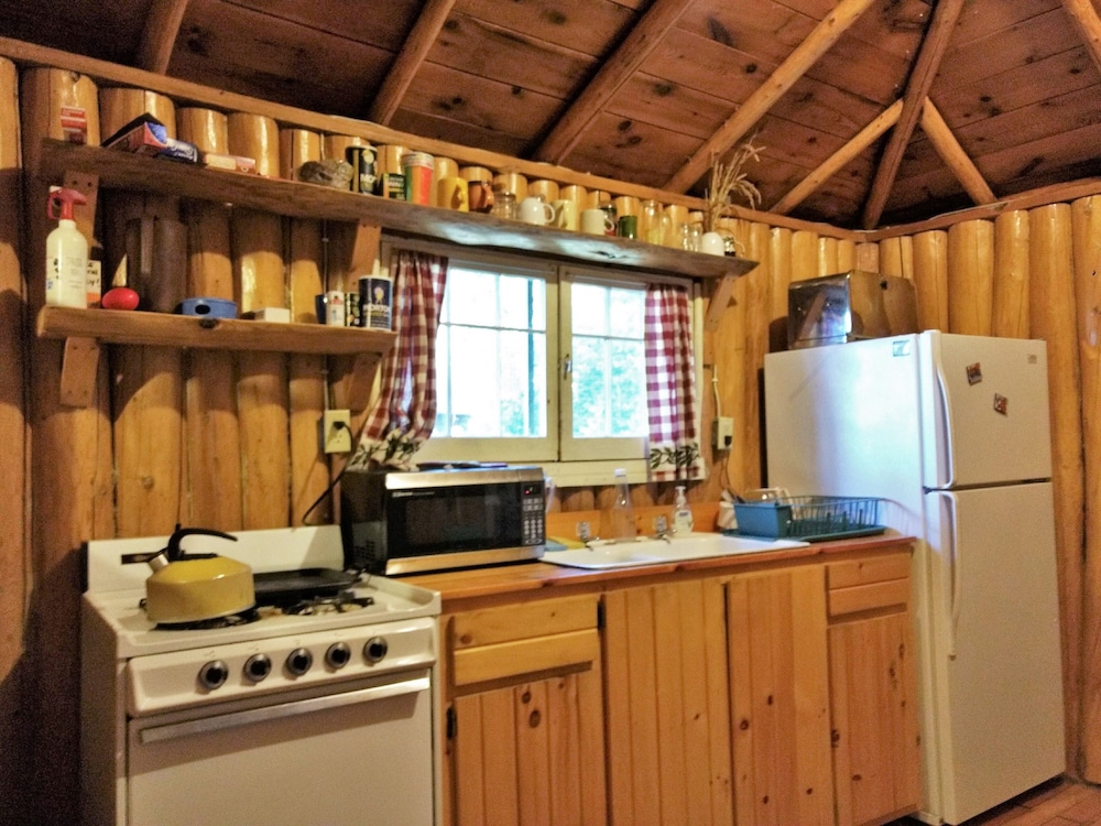 Moose Cabin at Wilderness Wind near Armstrong Lake near Ely, MN in Ely