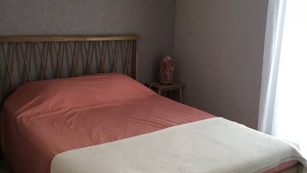 1 chambre, accès Internet, draps fournis