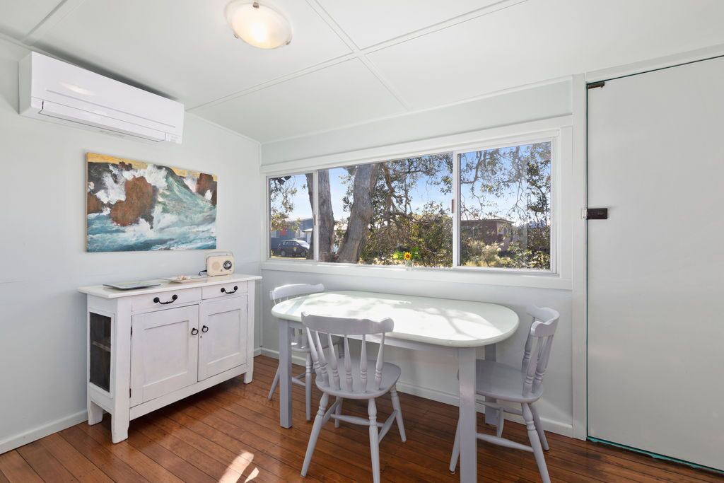 Curlew Cottage - Red Rock, NSW