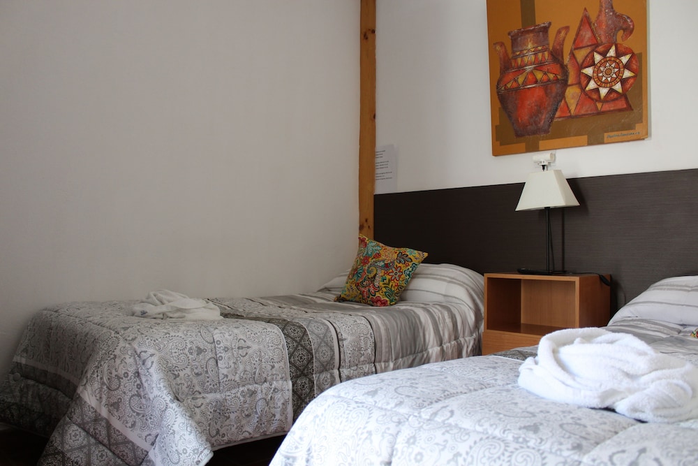 Photo - La Piedra Viva Agüimes , Siete hermanos