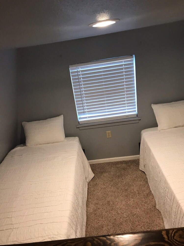 Cabin 8 Overlooks Yarborough Landing and Millwood Lake, Ashdown, AR