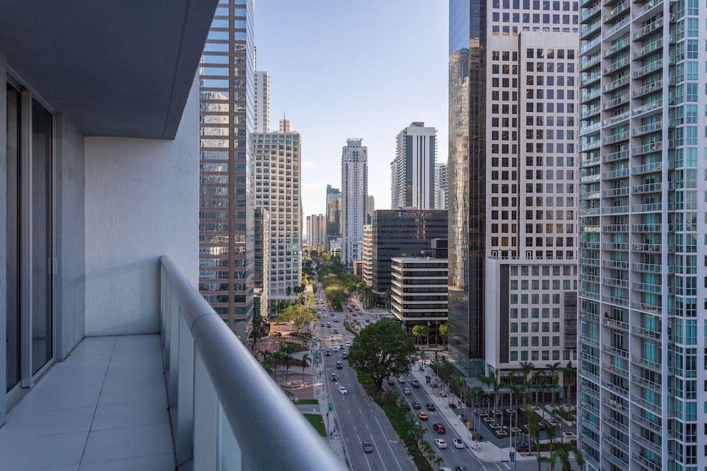 Icon Brickell W Hotel 2BE/2BA Dream Pad