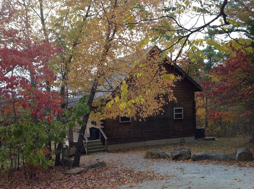 Dogwood Cabin of Deer Lodge Cabin Rentals Secluded Ozark Mointain Log