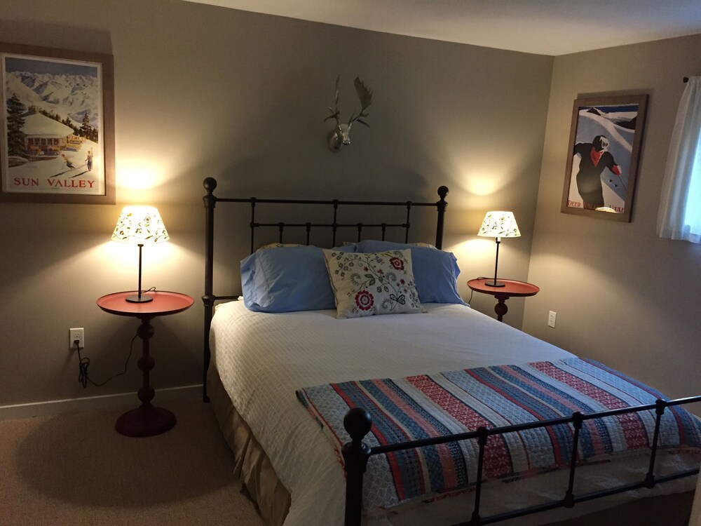 Vermont 'Treehouse' at Quechee Club, Sleeps 6 Hartford Vrbo