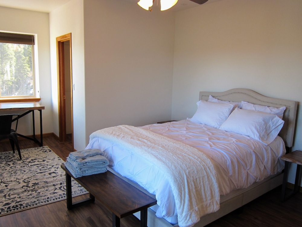 Grandview Lodge at 8400 ft near Golden/Boulder, CO Coal Creek Vrbo