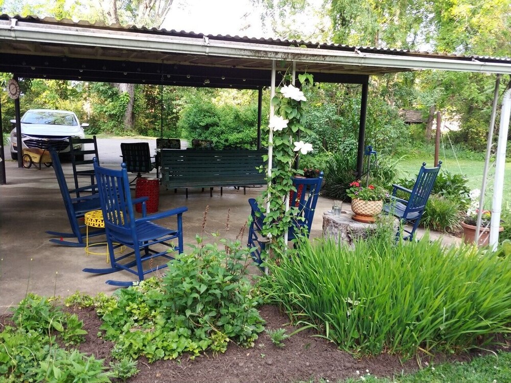 1926 Georgian Home Gives A Slice Of Small Town Living