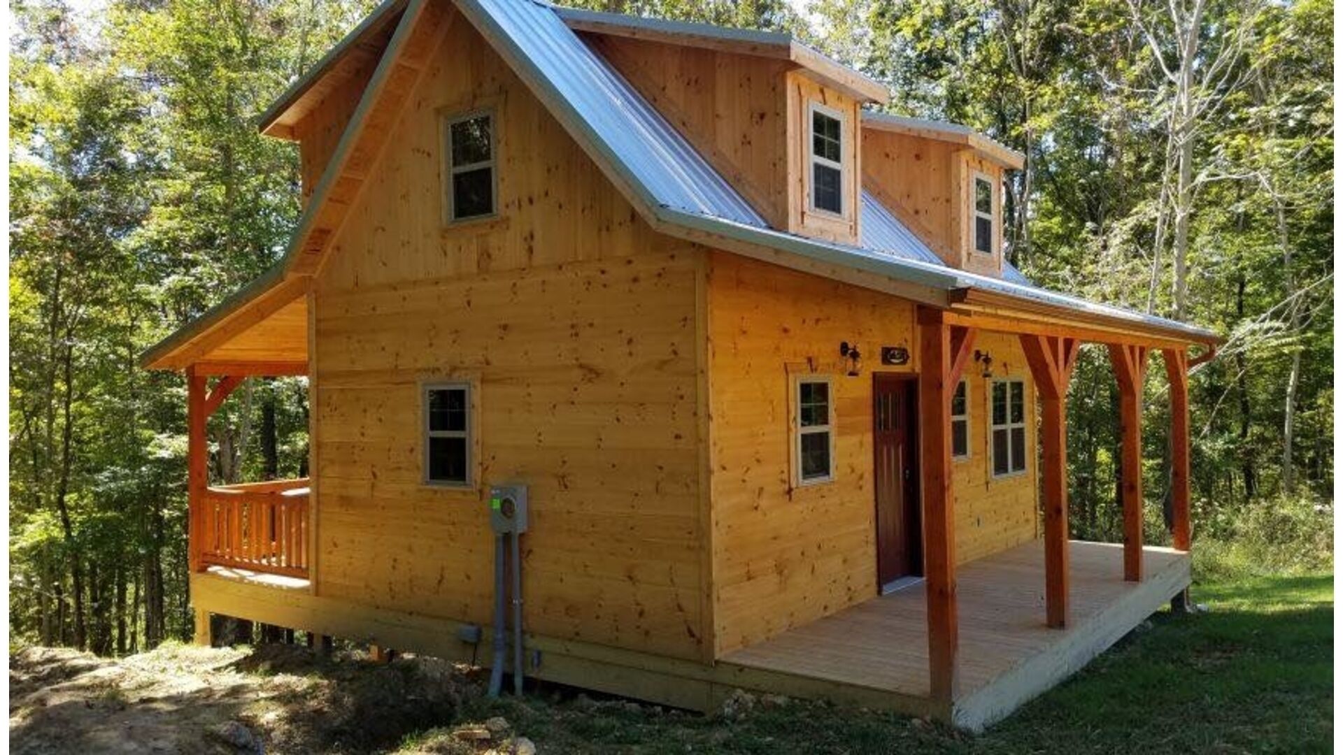 The Genoa A Rustic Adventure Amish Built Deluxe Cabin In Fort