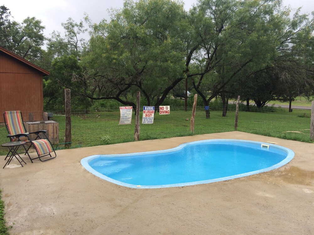 Concan Tx Rentals With Pool Mountain Ridge Frio Premier Rental
