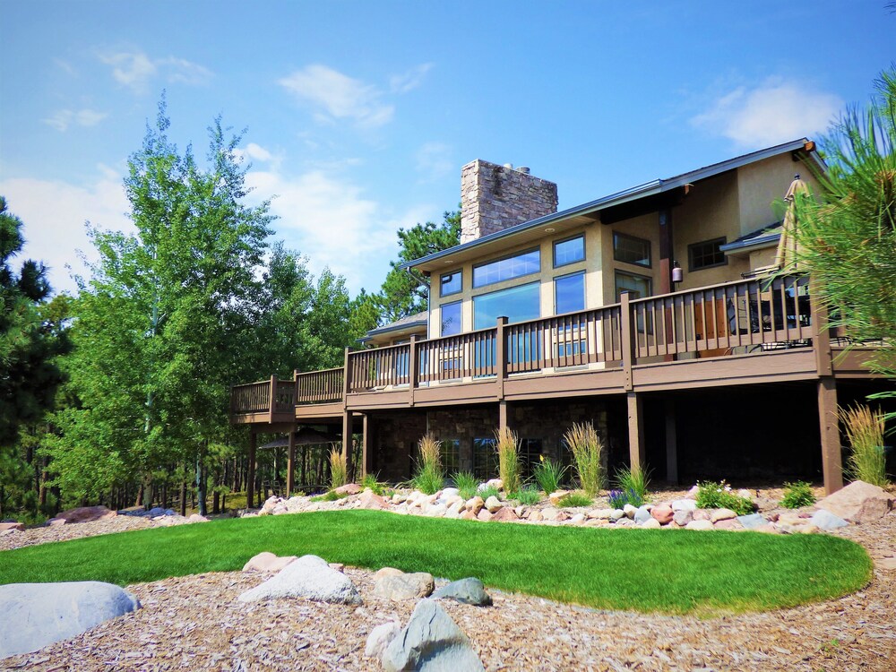 Mountain Style Home, perfect for creating Colorado Memories