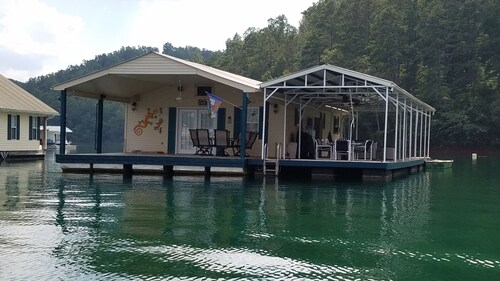 Best Cabins In Jacksboro For 2020 Find Cheap Cabins Rentals