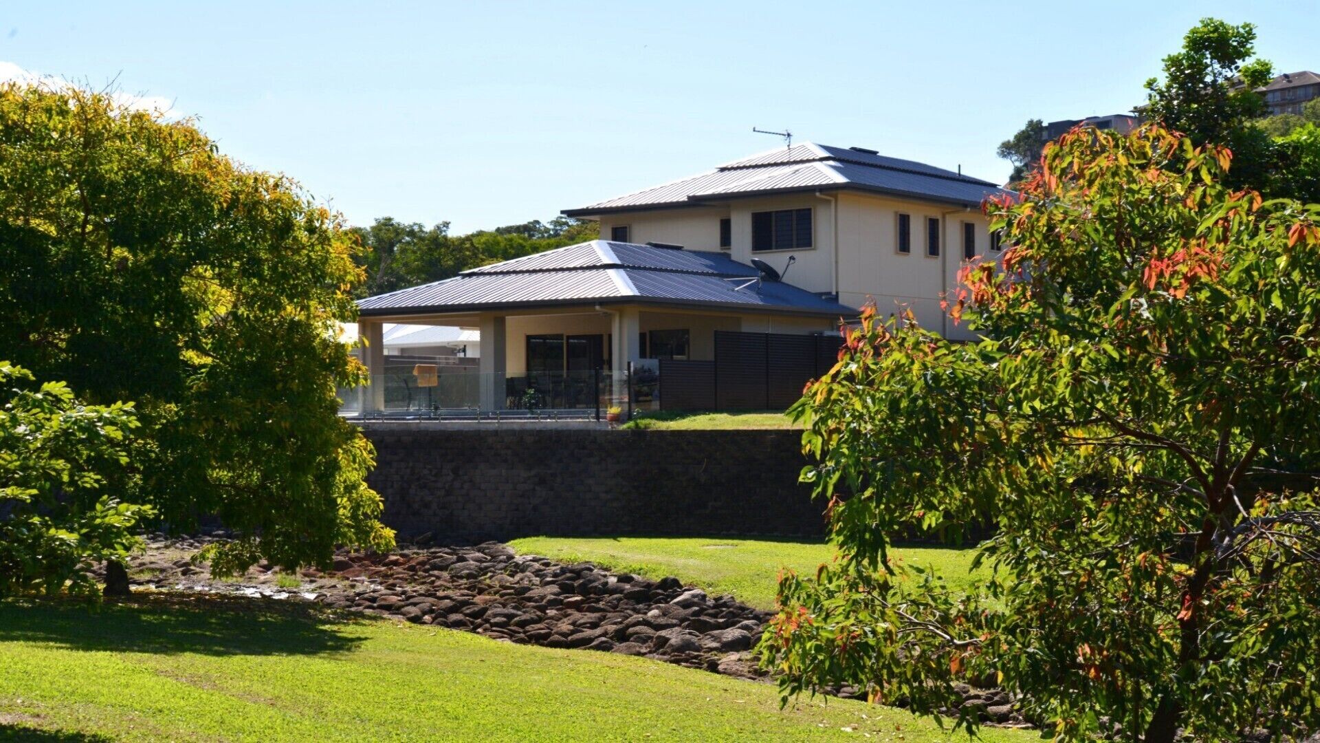 'LANDSCAPE @ PALM COVE'