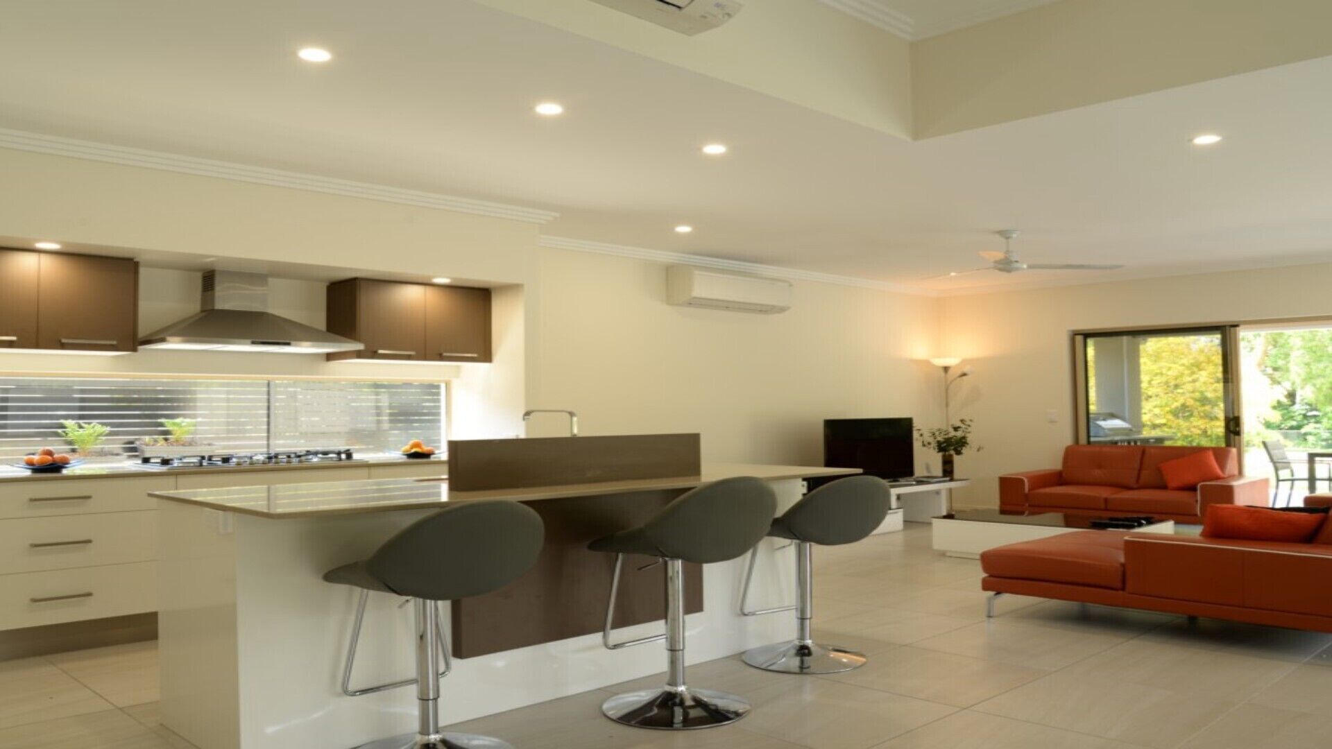 'LANDSCAPE @ PALM COVE'