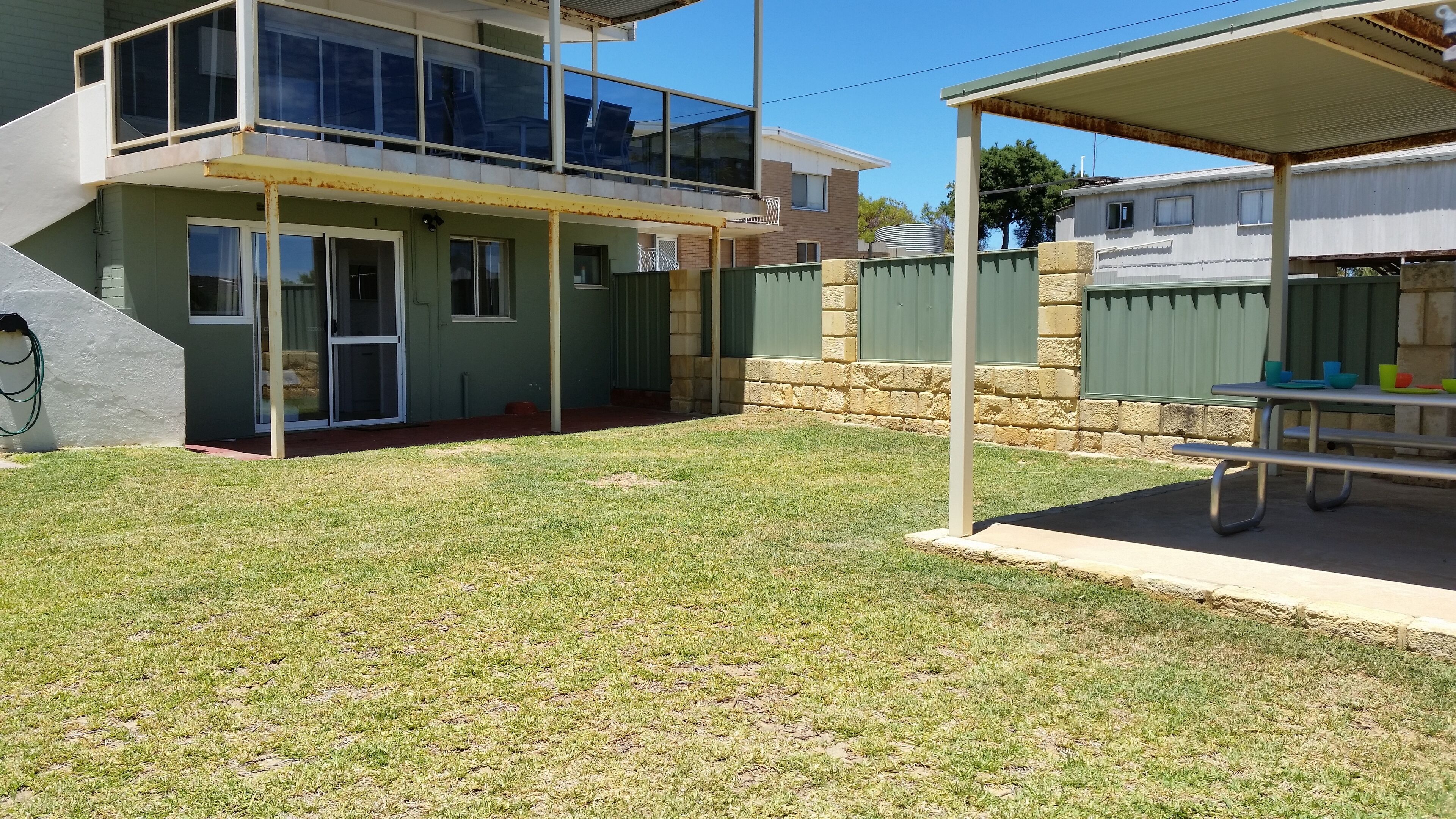 Happy Holidays Pet Friendly, Ledge Point