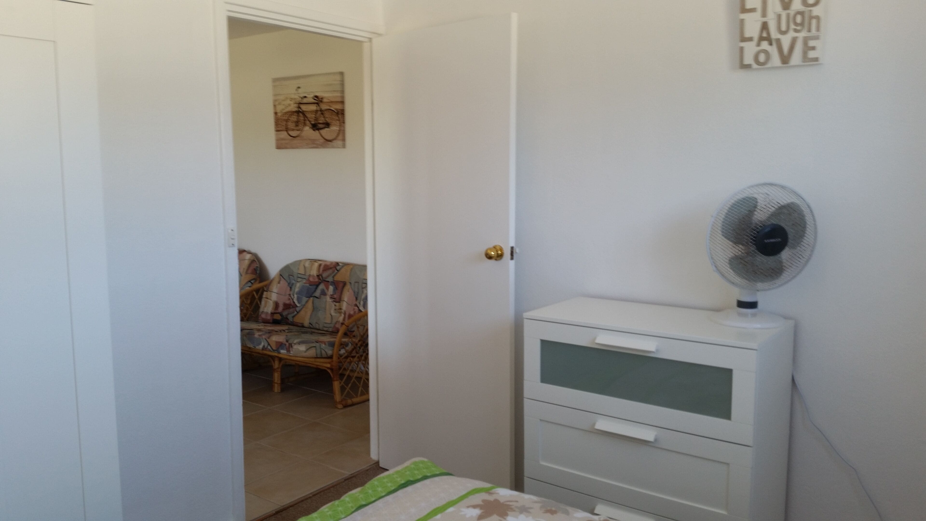 Happy Holidays Pet Friendly, Ledge Point