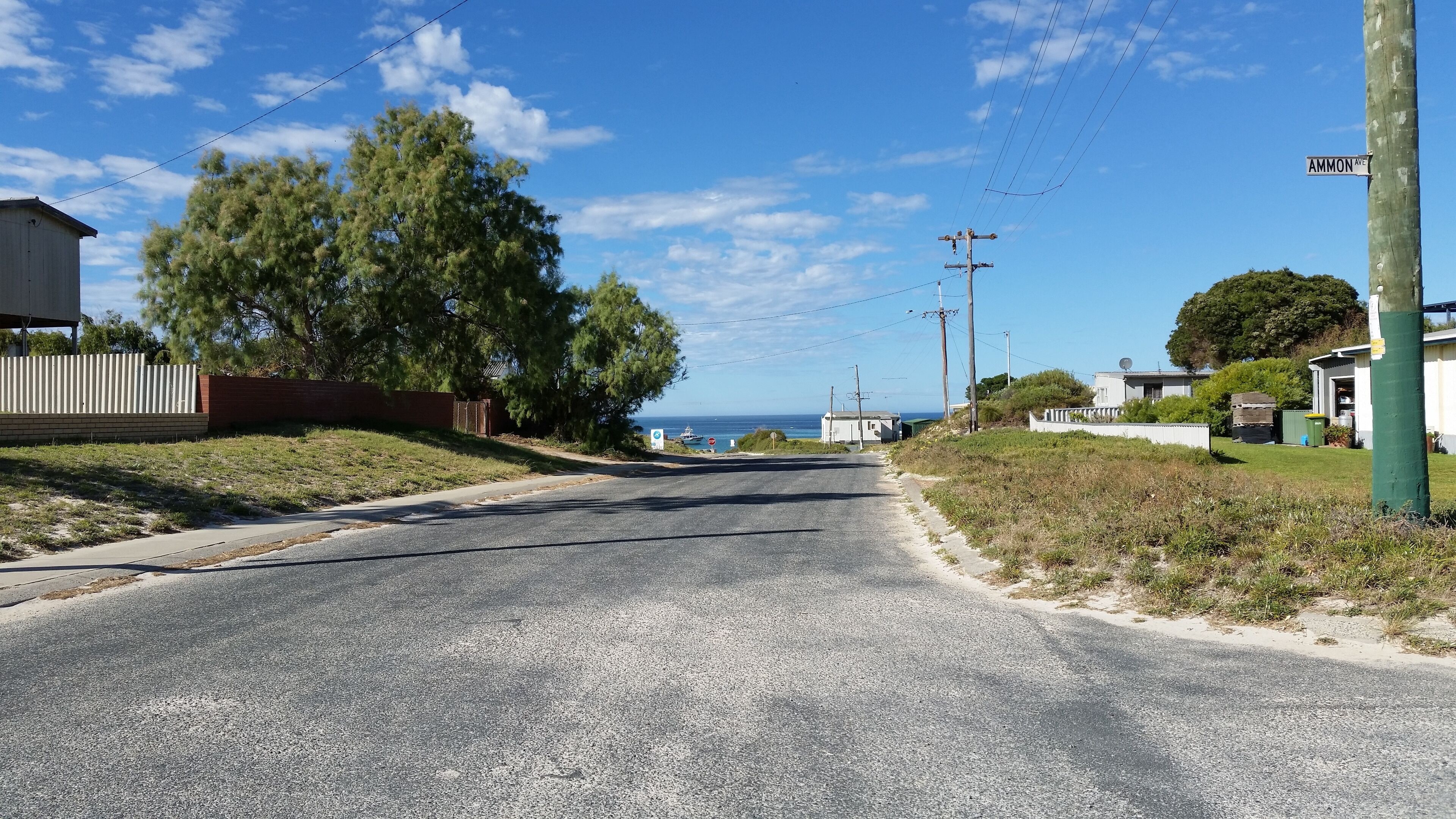 Happy Holidays Pet Friendly, Ledge Point